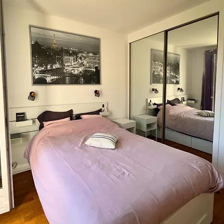 Hypercentre - Quartier Perret - Parking Prive & Terrasse Ensoleillee, Cocon Chaleureux 100m2 - 