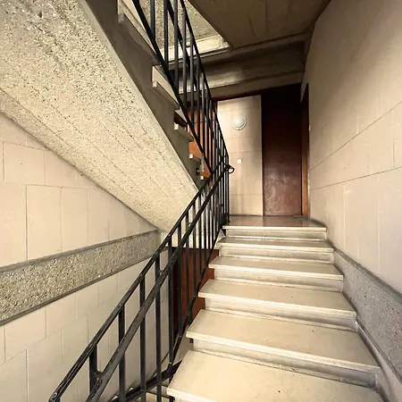 Hypercentre - Quartier Perret - Parking Prive & Terrasse Ensoleillee, Cocon Chaleureux 100m2 - 